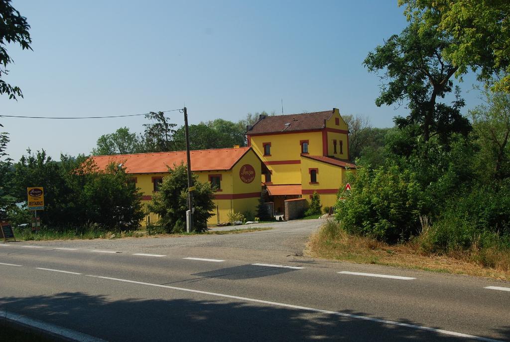 Penzion Mlyn Sedlec Sedlec  Exterior foto